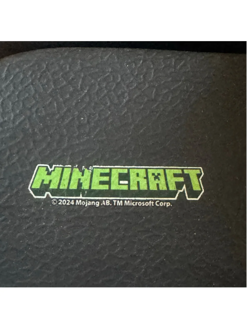 Minecraft Creeper Green & Black Slide Sandals Kids Size 1-2 Unisex